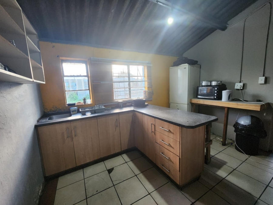2 Bedroom Property for Sale in Conville Western Cape